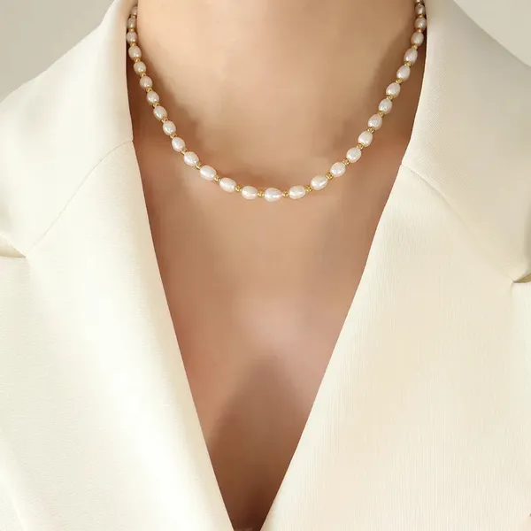Gold_Pearl_Necklace_For_Women